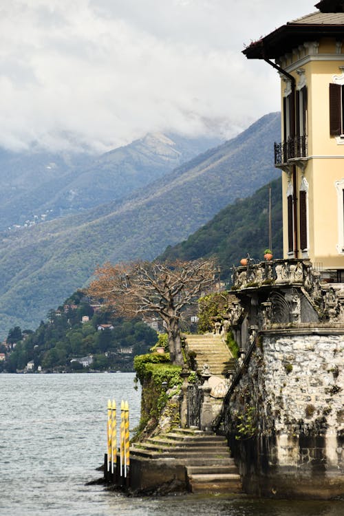 Mansion over Lake Como