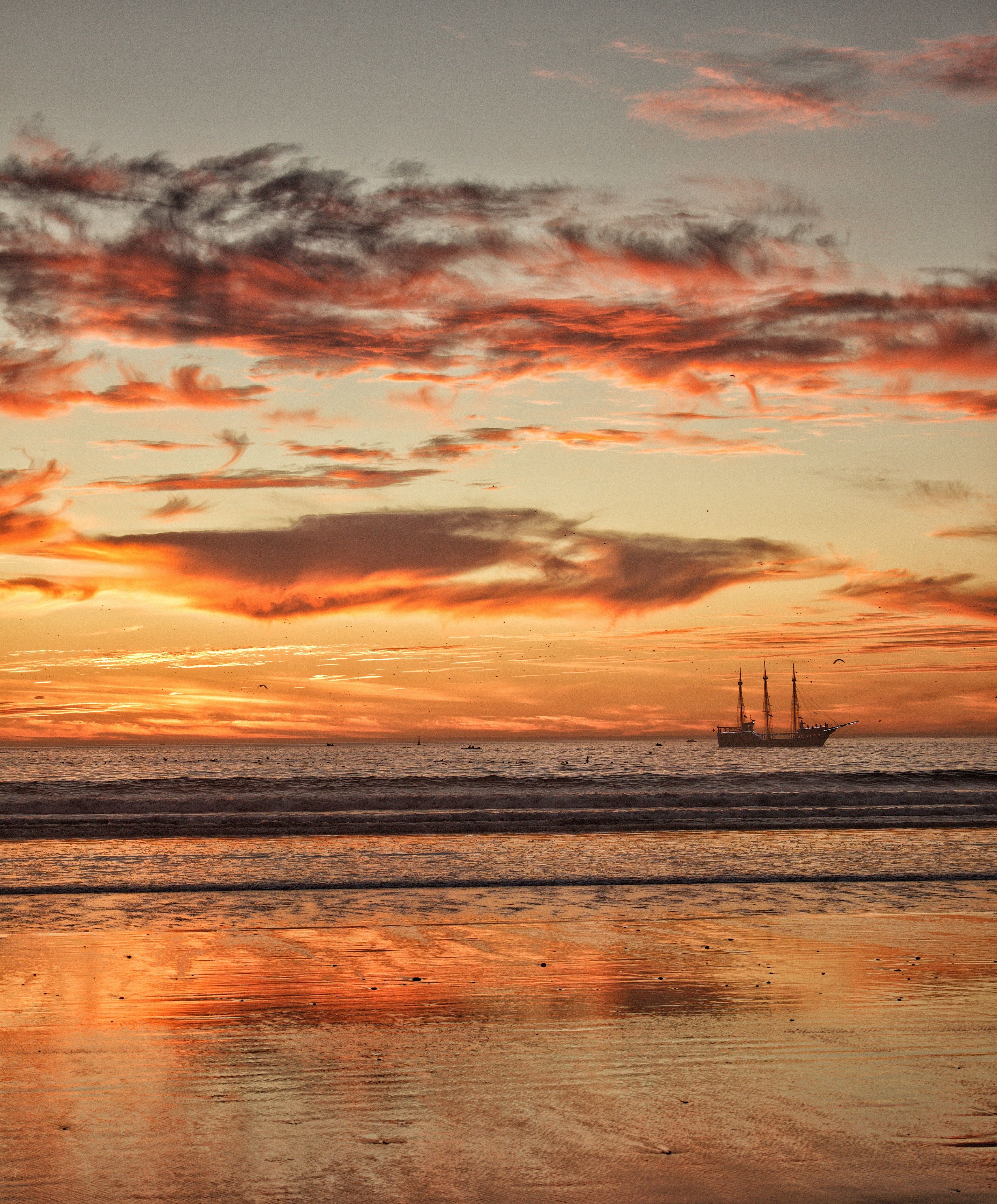 Clouds During Sunset Above the Sea · Free Stock Photo