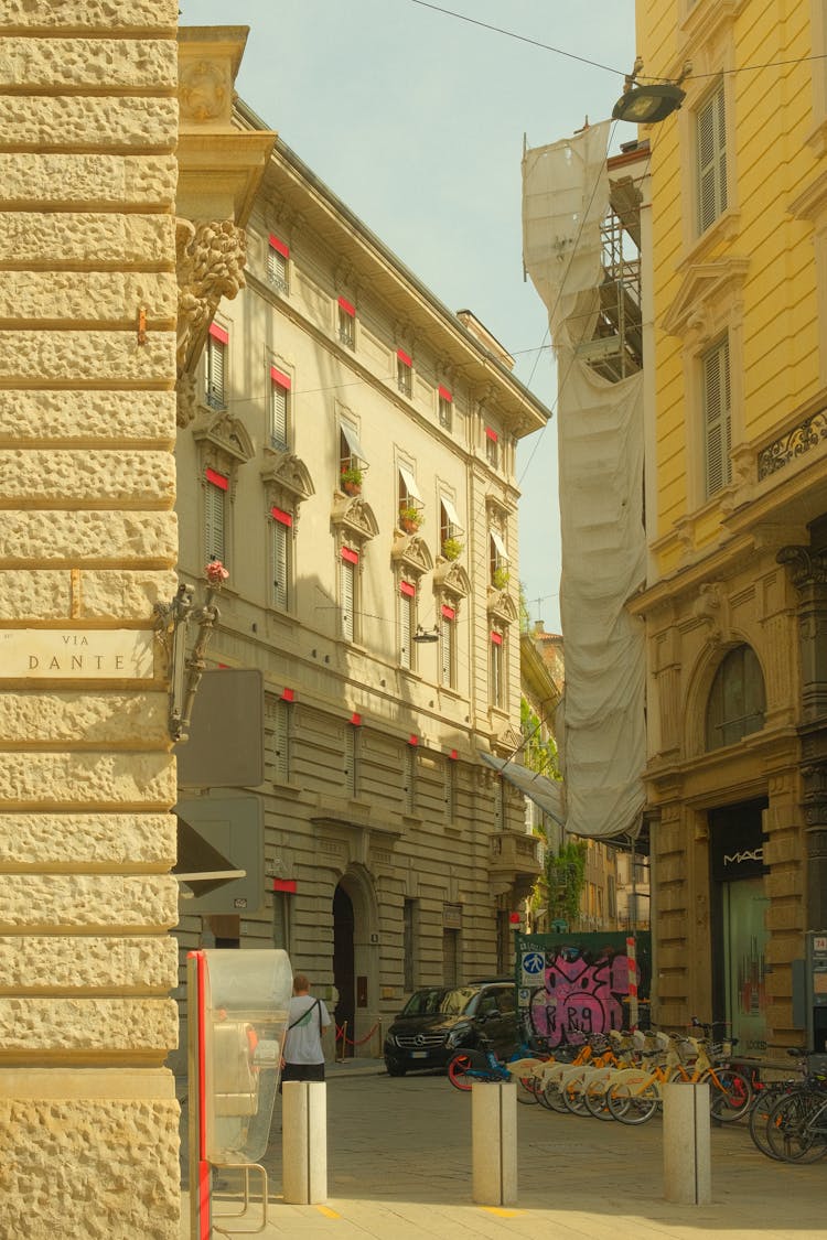 Hotel In A Narrow Street In Milan 