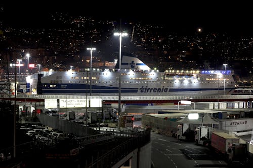 Gratis stockfoto met aangemeerd, cruiseboot, Italië