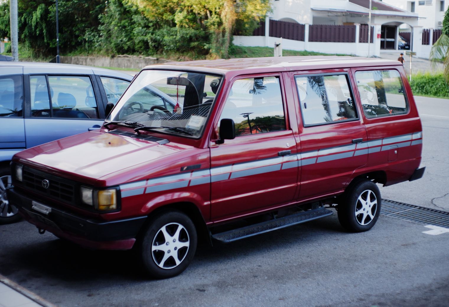 Baschurch — student move with boxes and a van