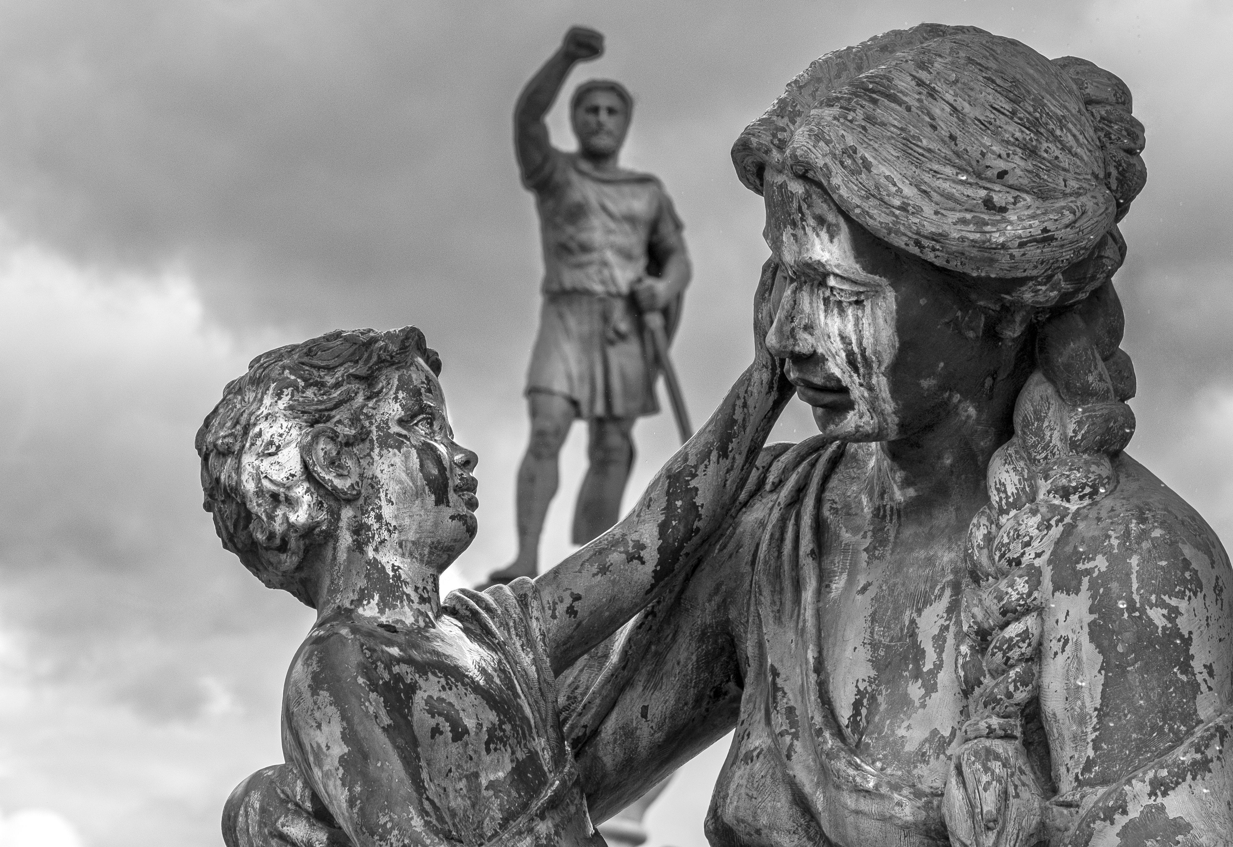 Warrior behind Mother and Baby Sculptures · Free Stock Photo