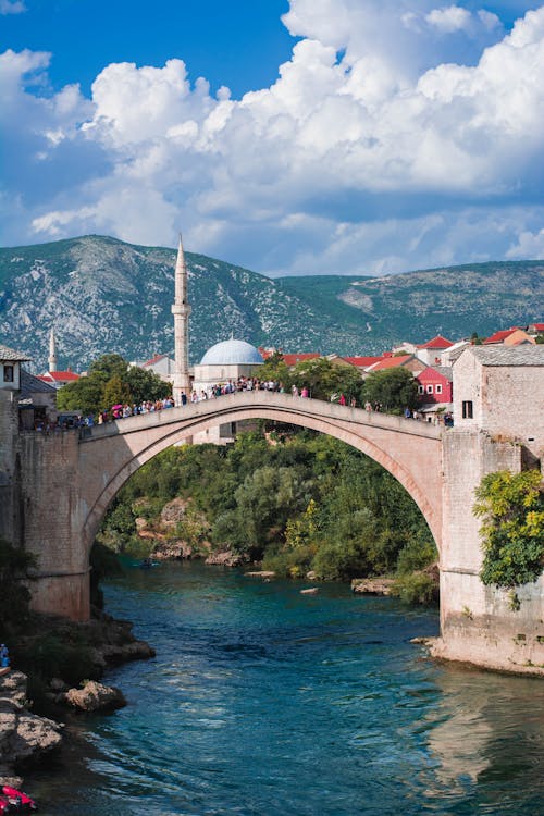 Vista Panorámica Del Río Neretva En Mostar · Foto de stock gratuita