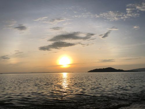 Free sunrise Stock Photo