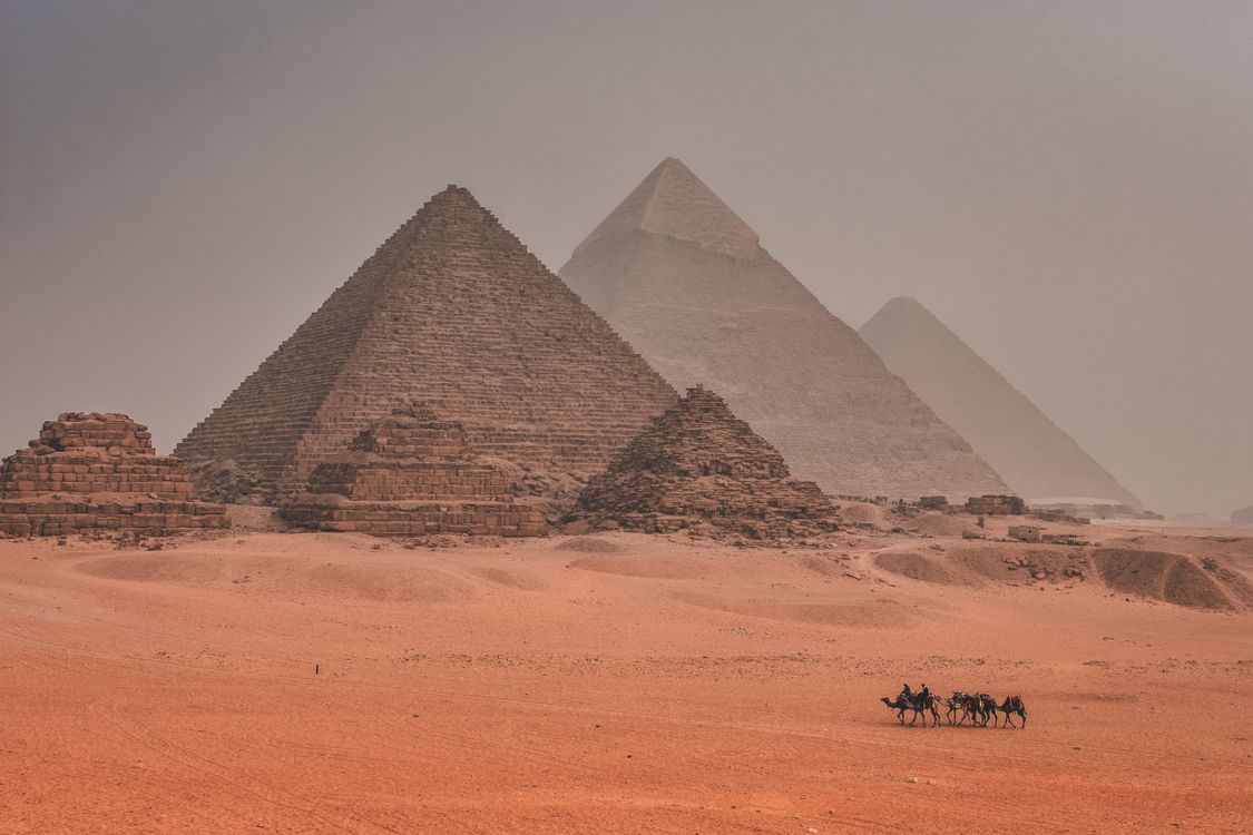 Pyraamid View View of the Pyramids · Free Stock Photo