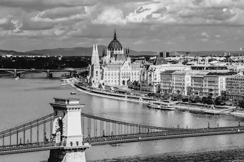 Ilmainen kuvapankkikuva tunnisteilla Budapest, joki, maamerkit