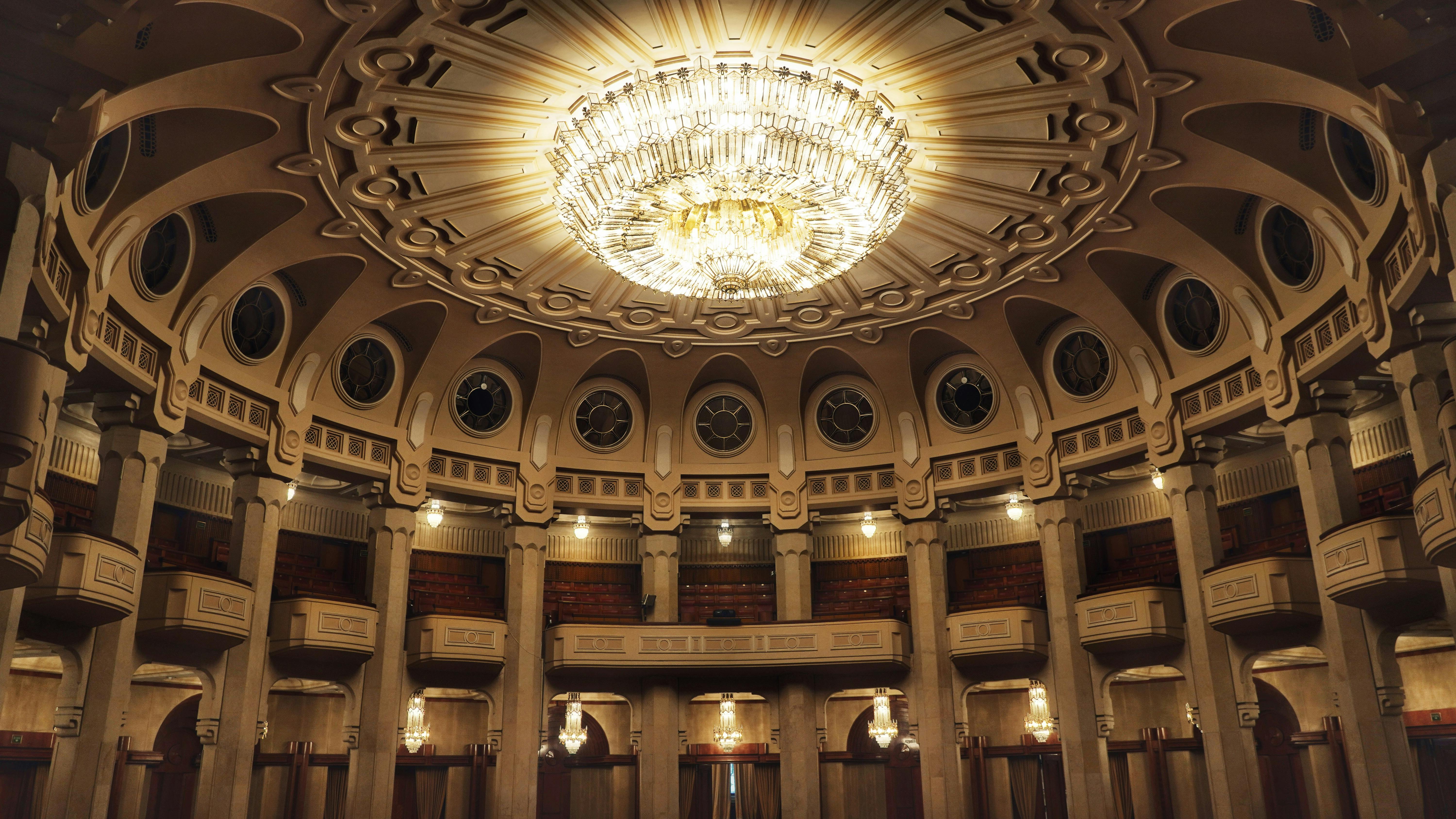 Ücretsiz art deco, avize, Avrupa içeren Ücretsiz stok fotoğraf Stok Fotoğraflar