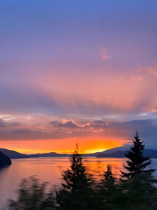 Fotos de stock gratuitas de cielo, hermoso atardecer, horizontal