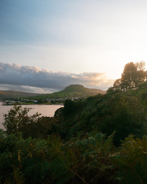 Kostnadsfri bild av drönarbilder, kulle, lantlig