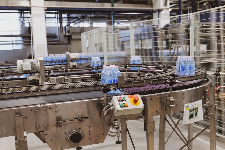Automated water bottling line