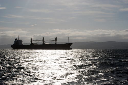 Kostnadsfri bild av hav, kust, lastfartyg