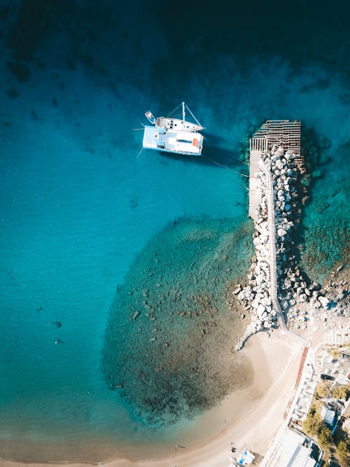 Kostenloses Stock Foto zu boote, drohne erschossen, küste