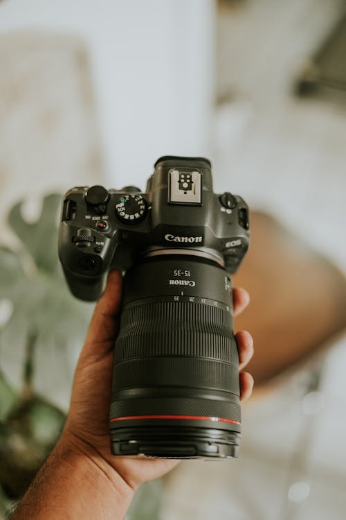 Kostenloses Stock Foto zu ausrüstung, canon, drinnen