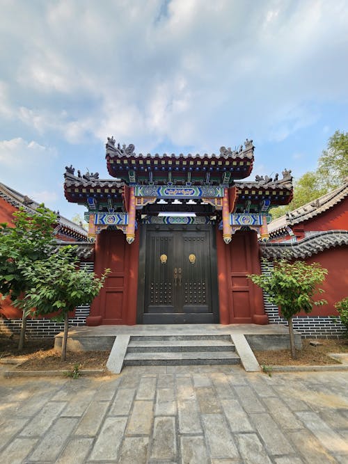 Gate of Buddhist Temple