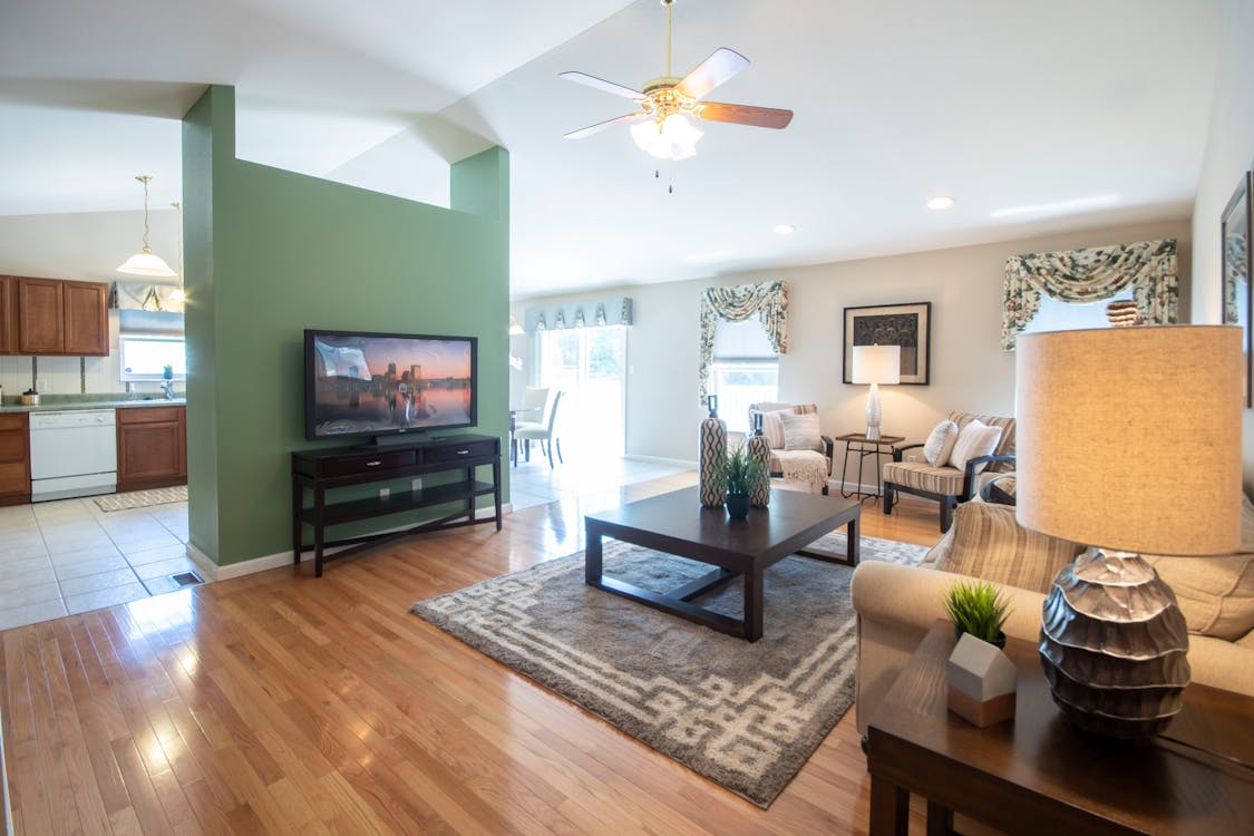 Smart Home Ceiling Fan - Know The Common And Cool Features