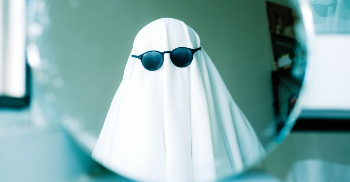 Cómo hacer un disfraz de fantasma aterrador y original