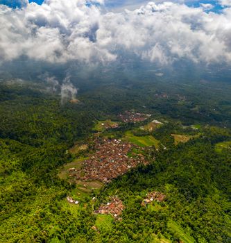 Scenic aerial view of Majasari village in lush green landscape, Banten, Indonesia. - Fotografer Sidoarjo