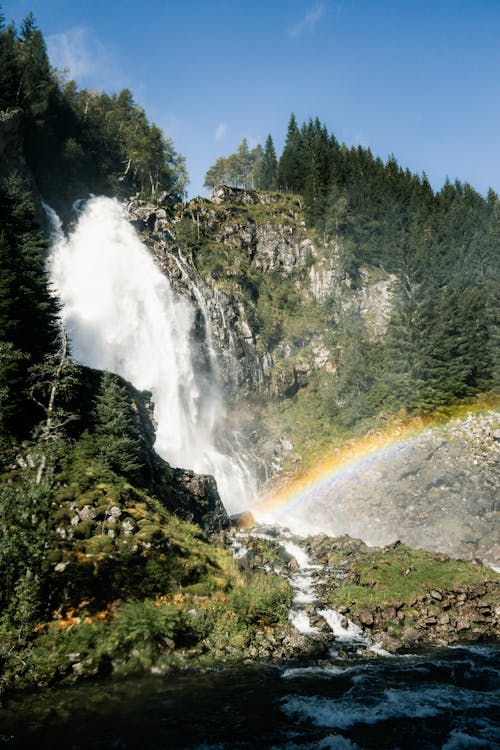 垂直拍摄, 埃斯佩兰瀑布, 奥达伦山谷 的 免费素材图片
