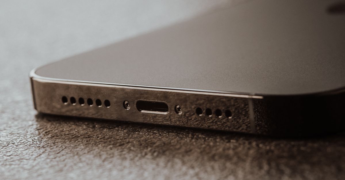 How to Handle a Phone That Won't Charge: Diagnosis and Repair Tips for Your Shop
