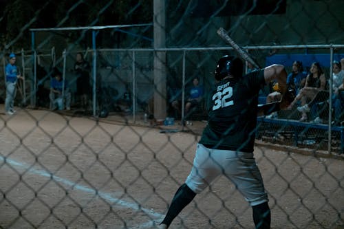 Softball night at Liga Duma Culiacán