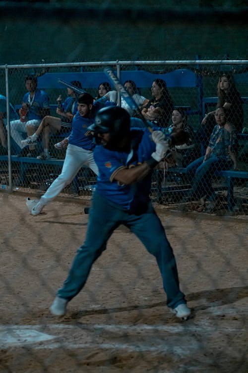 Softball night at Liga Duma Culiacán