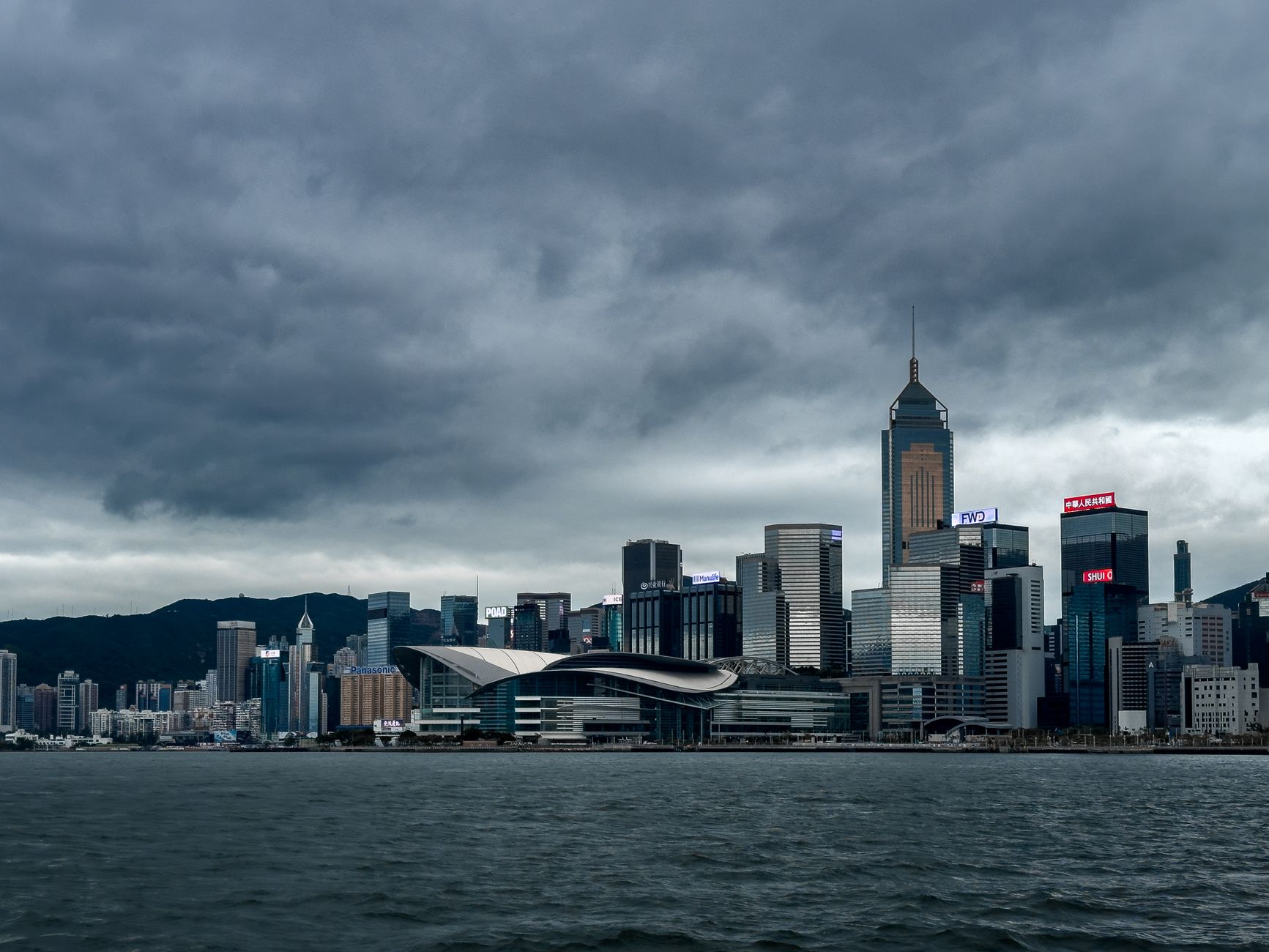 Asia Opens Cautiously As Tech Rout, US‑Iran Talks Keep Traders On Edge