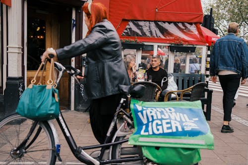 Foto profissional grátis de amizade, Amsterdã, bicicleta