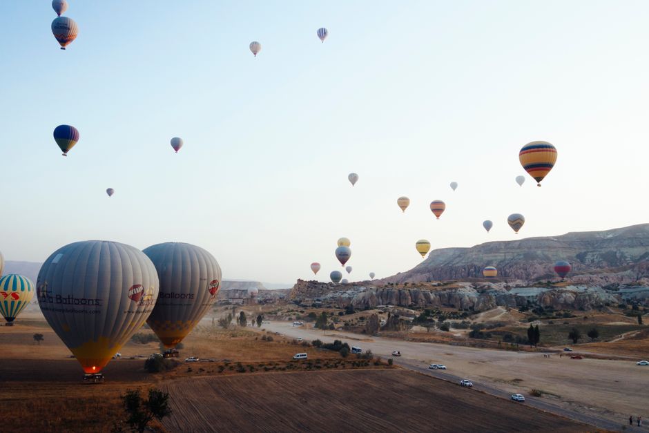 Morning: Iconic Landmarks and Breathtaking Views Morning: Iconic Landmarks and Breathtaking Views