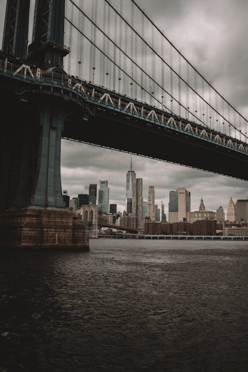 Free View of the Brooklyn Bridge and Skyscrapers in New York City, New York, USA Stock Photo