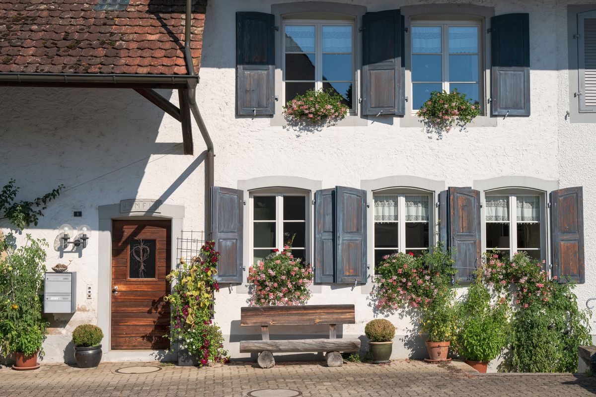 home removals in West Barnes — Home Removals in West Barnes — the working end of the job