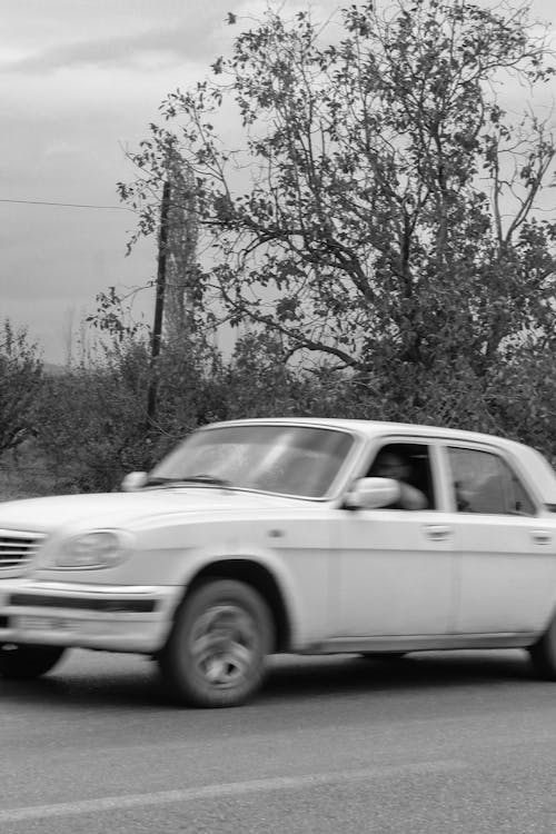 GAZ-31105 Volga Rushing Down the Street