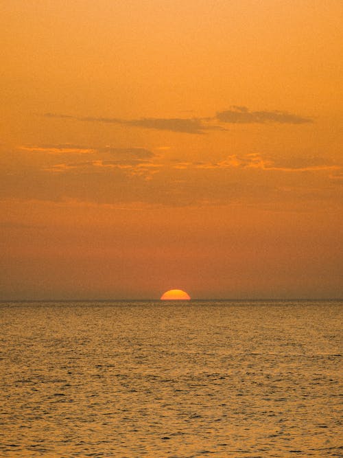 Golden Sunrise Over the Ocean
