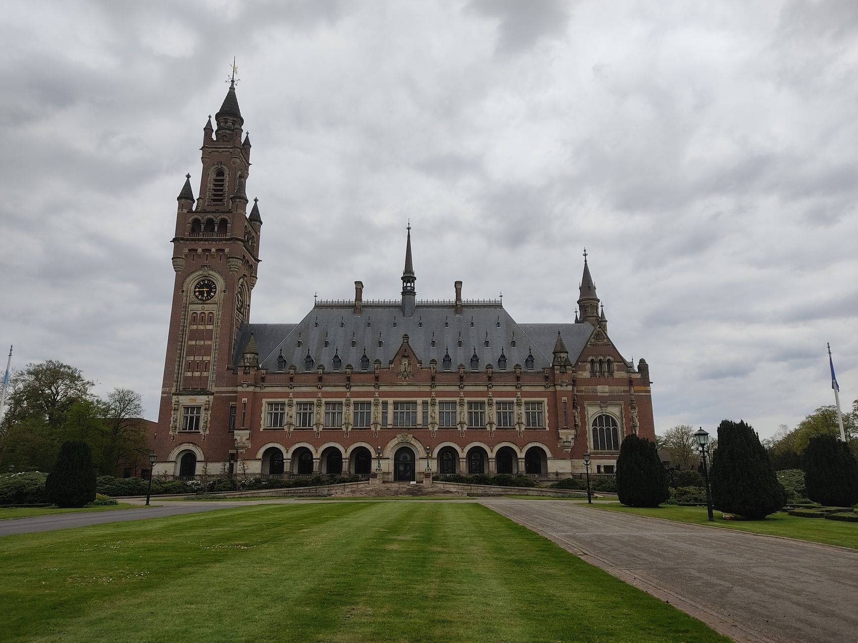Jeu-de-boulesclub Den Bosch speelt al jaar in tenten en zoekt betere locatie