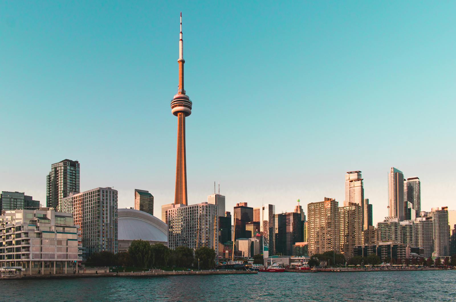 🏙️ Moving to Ottawa from Toronto: What to Expect and Where to Live