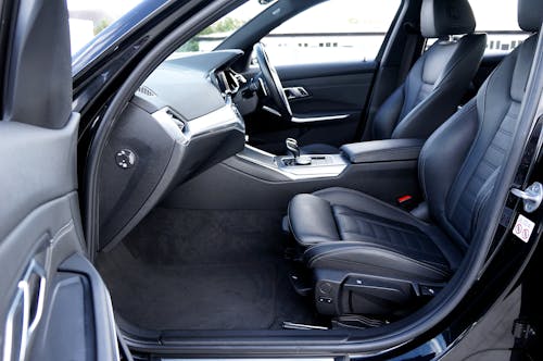 Leather Seats in BMW 320D