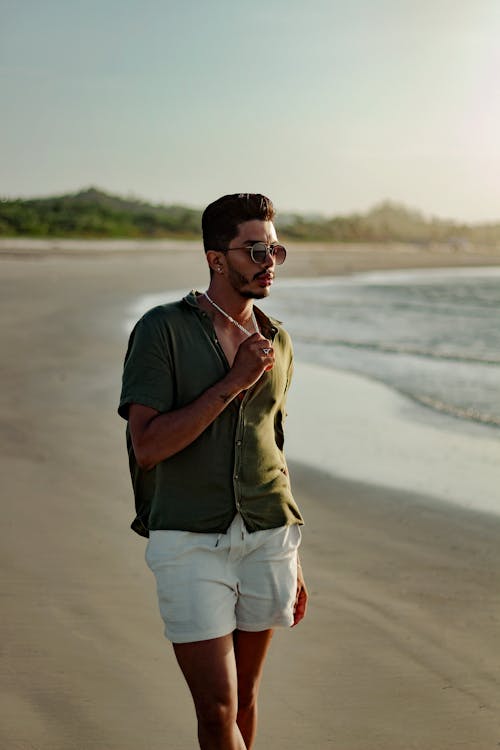 Man Standing on the Beach · Free Stock Photo