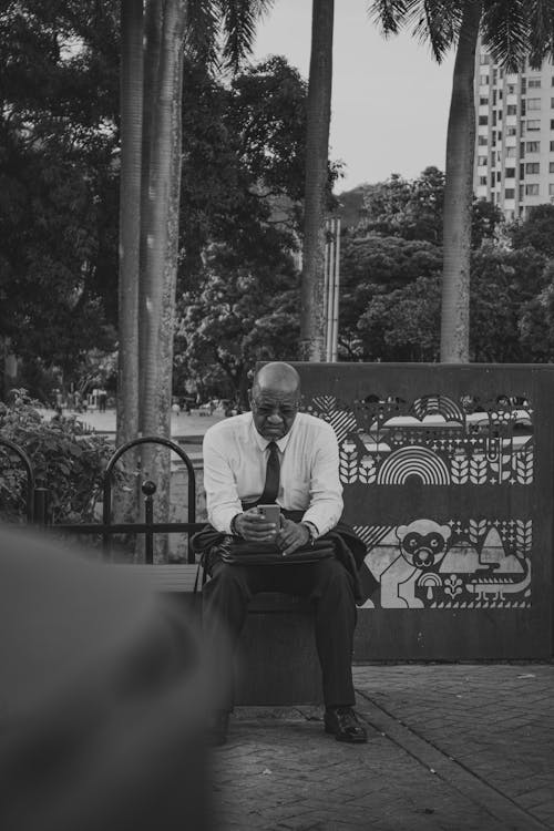 Foto profissional grátis de estiloso, homem idoso