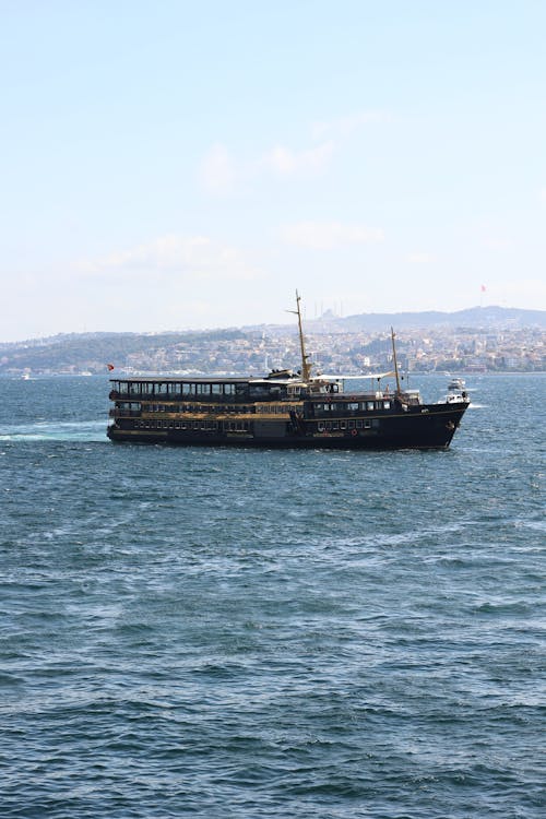 deniz, deniz kıyısı, deniz seyahati içeren Ücretsiz stok fotoğraf