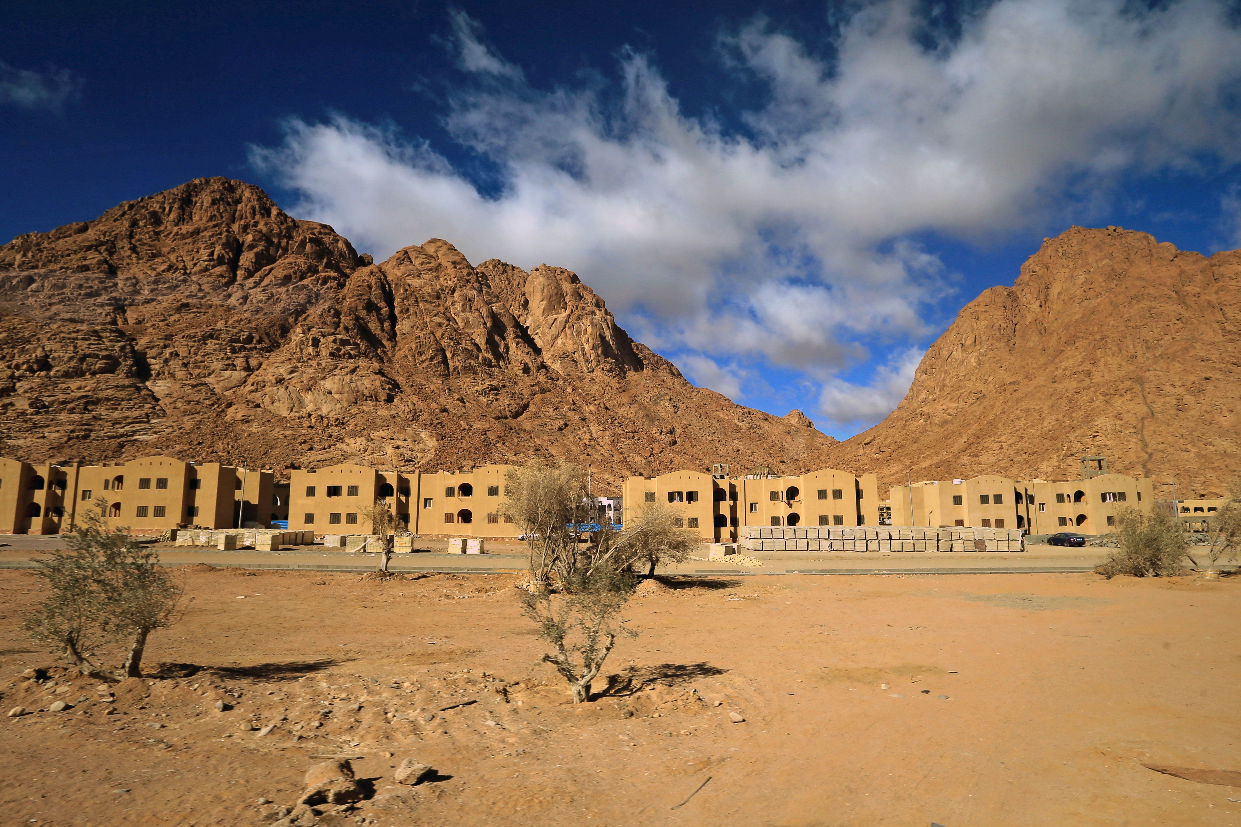 Egyptisch landschap op canvas met pyramides