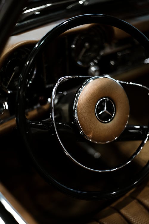 100 Amazing Mercedes Benz Photos Pexels Free Stock Photos