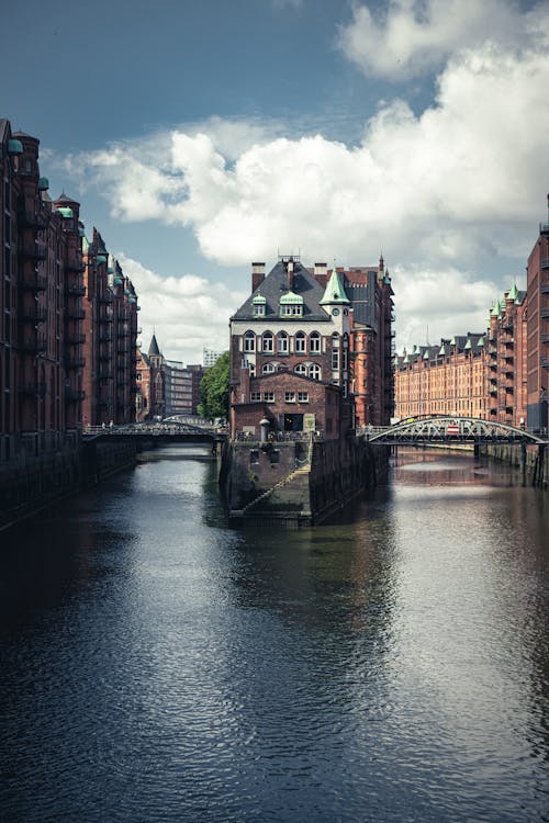 강, 건물, 도시의 무료 스톡 사진