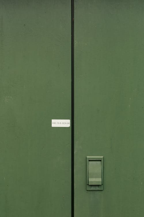 Základová fotografie zdarma na téma dveře, elektrická skříň, klika