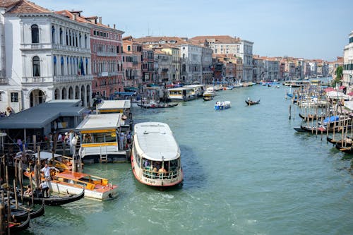 Kostenloses Stock Foto zu canal grande, drohne erschossen, gebäude