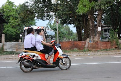 回到现实的句子 回到现实的句子经典语录