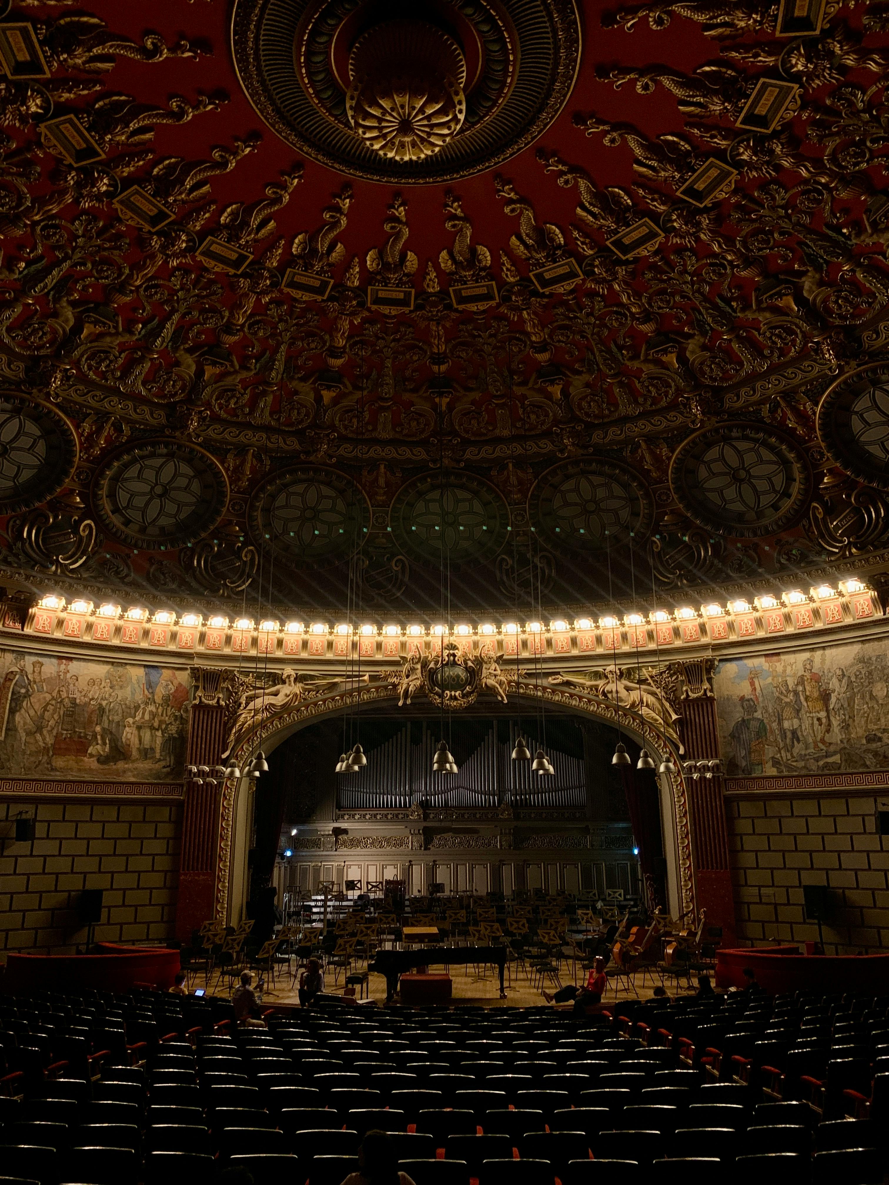 免费 优雅的天花板, 內部, 剧院 的 免费素材图片 素材图片