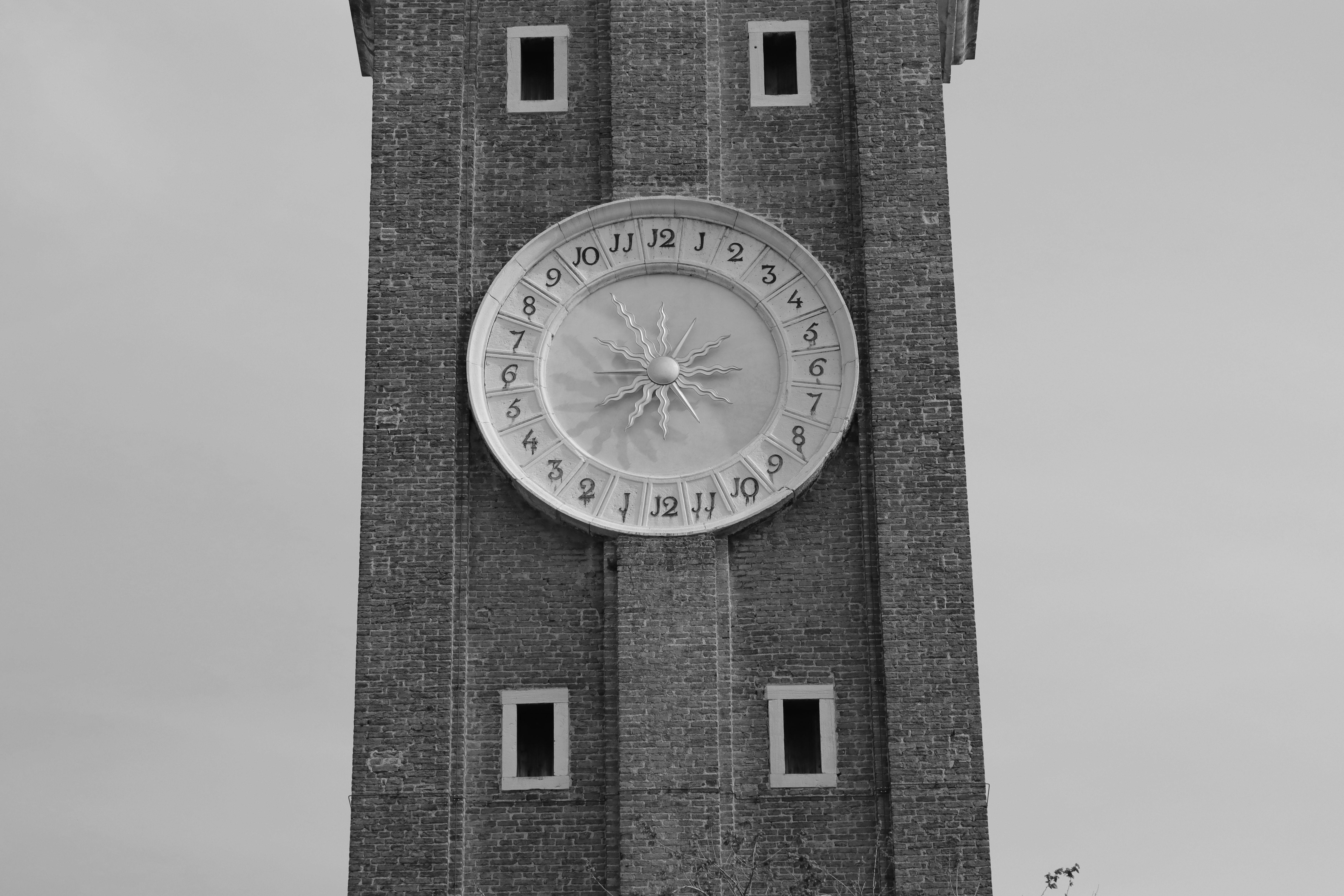 Clock tower · Free Stock Photo