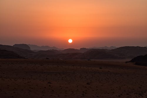 Ilmainen kuvapankkikuva tunnisteilla aavikko, auringonlasku, aurinko