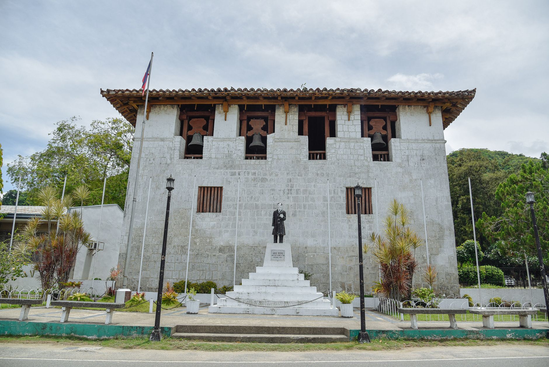 Top Islands in Asia 17 El Gran Baluarte de Boljoon