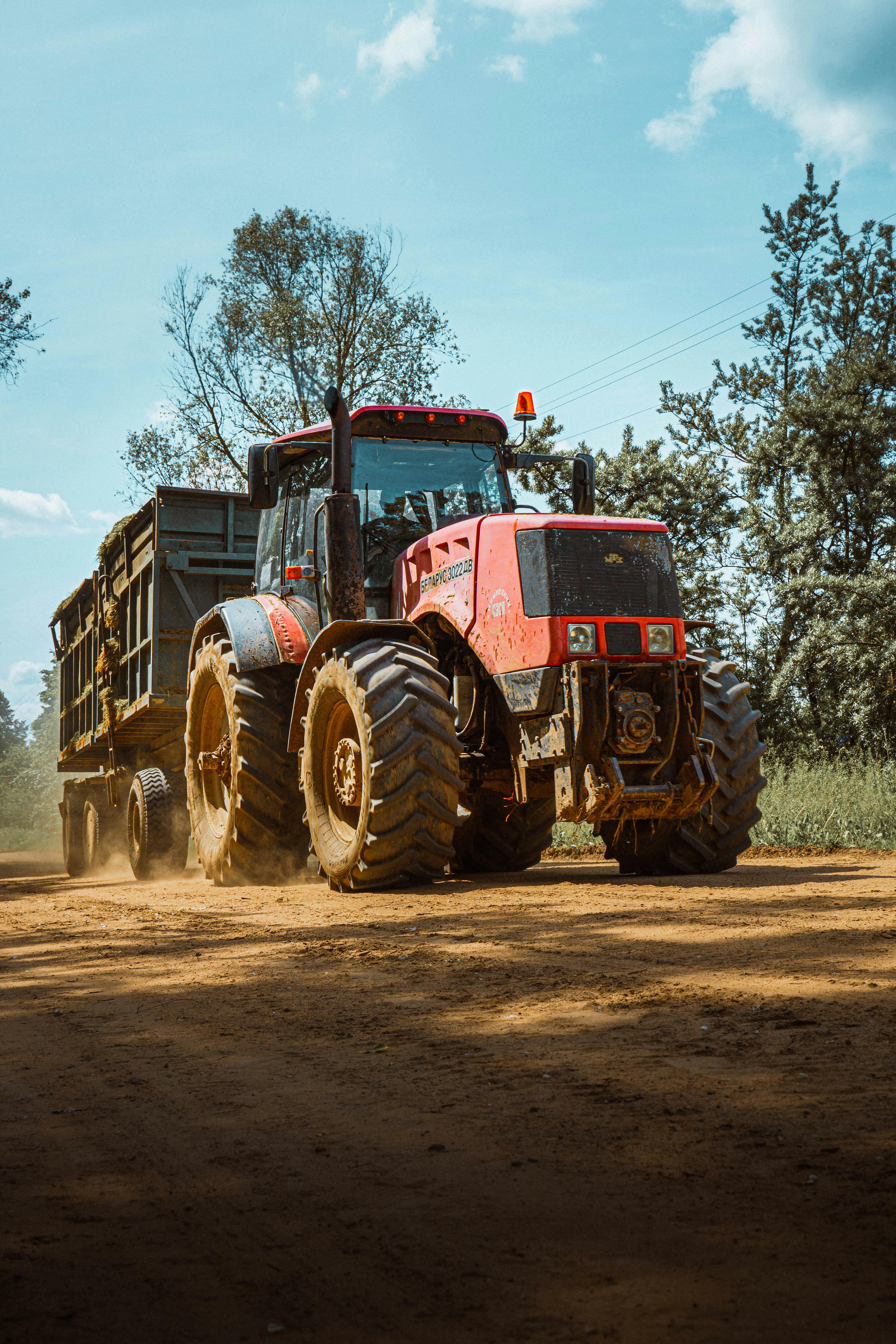 KRIR pisze do Premiera: ciągniki Belarus idą na złom, choć były kupione legalnie