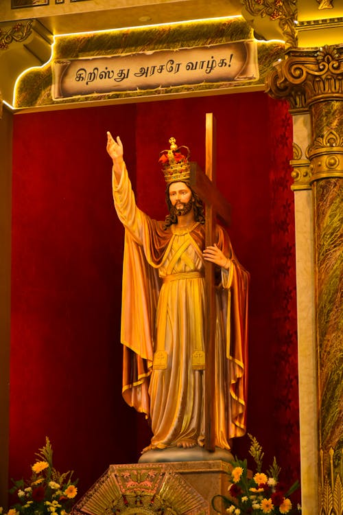 Red and Gold Image of a Jesus Christ Statue